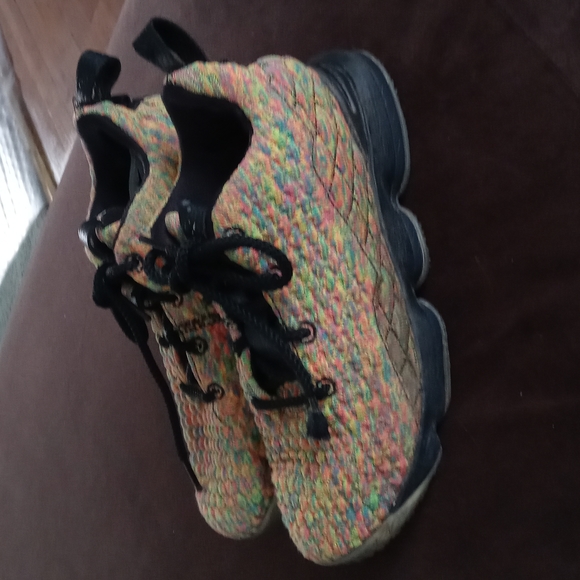 Nike Lebron James Shoes Kids Lebron James Sneakers Sizes 3 Poshmark